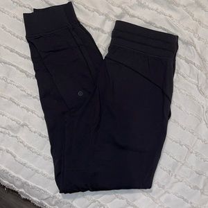 Ready to rulu jogger